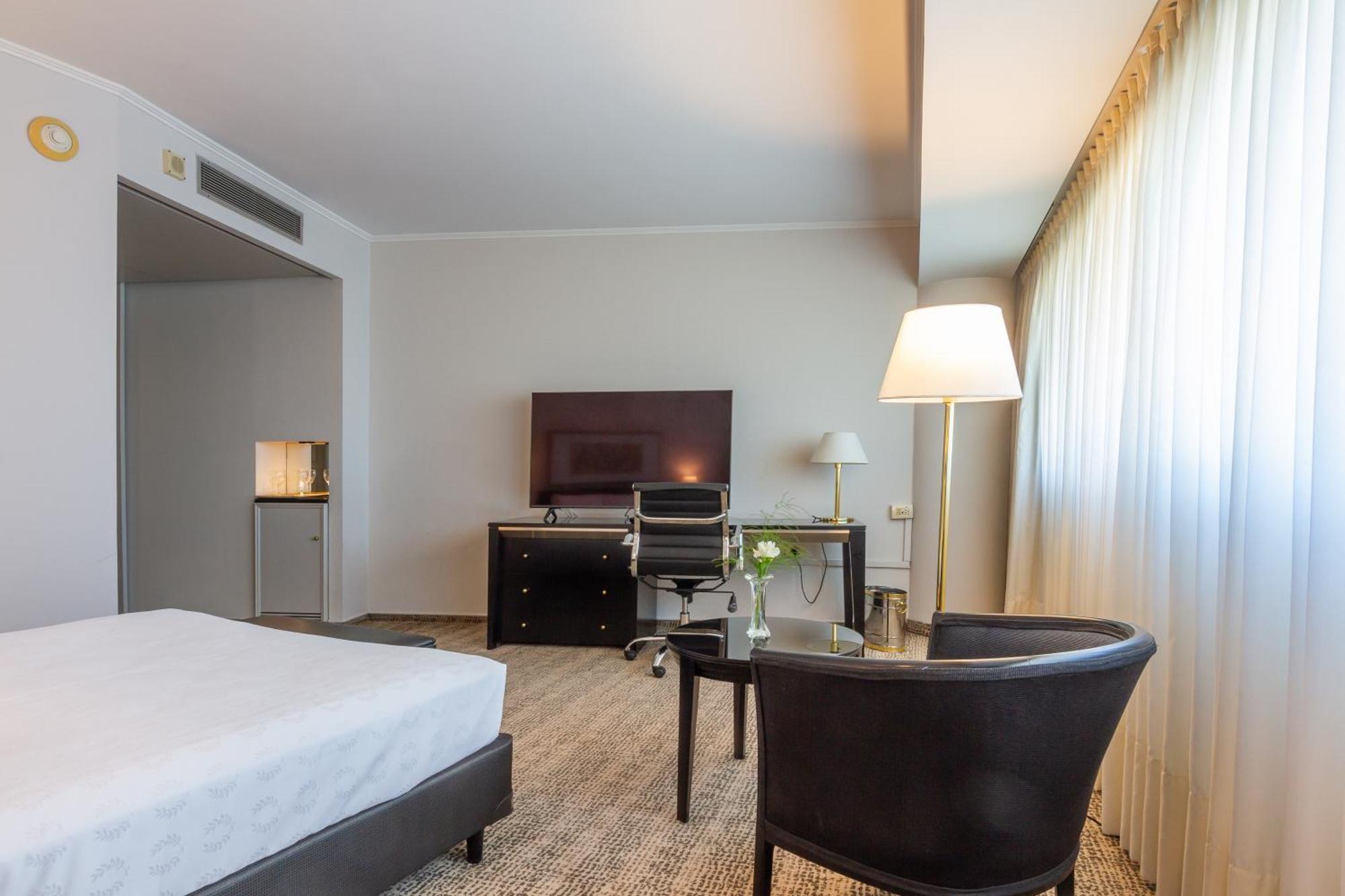 Quinto Centenario Hotel Кордова Екстер'єр фото